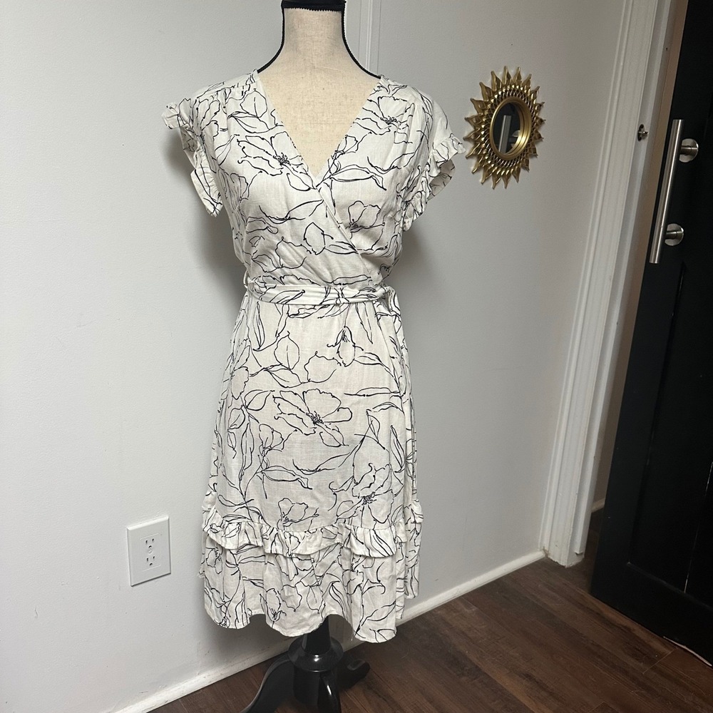 Monteau Los Angeles Floral Wrap Dress White Black Linen Blend Ruffle Small